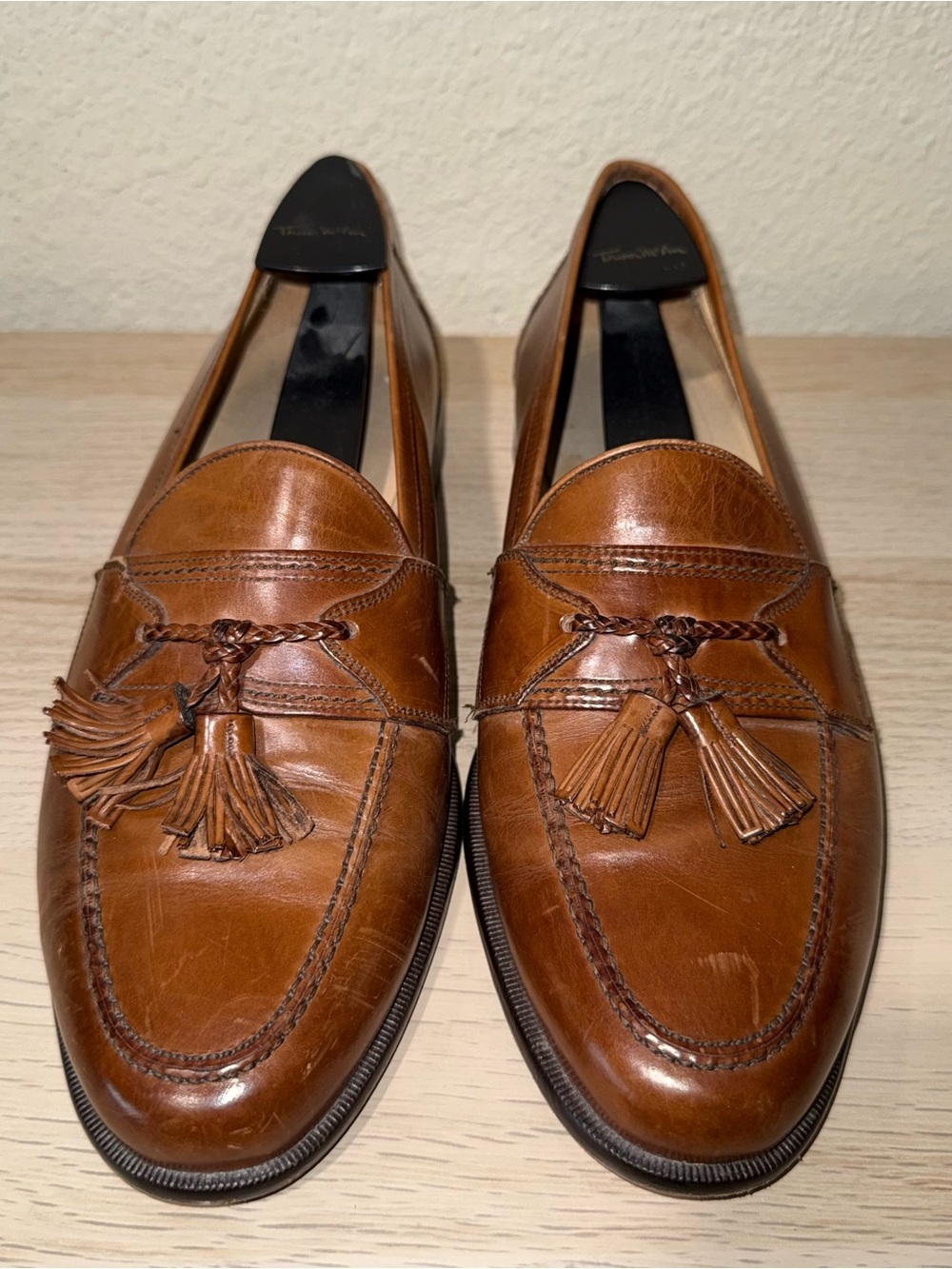 Johnston & Murphy Mens 10 M Brown Leather Tassel Loafers